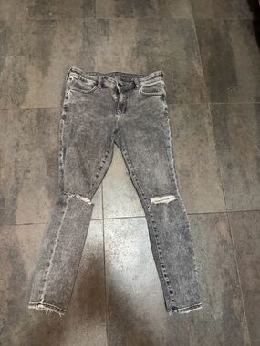 American Eagle Outfitters Gray Acid Wash Distressed Jeggings